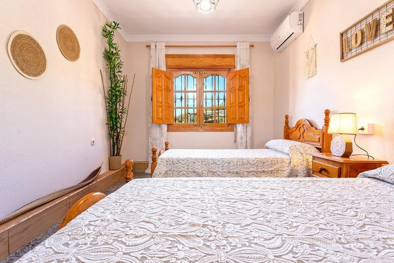 Casa Los Cortijillos Alcaucín 0*,  España